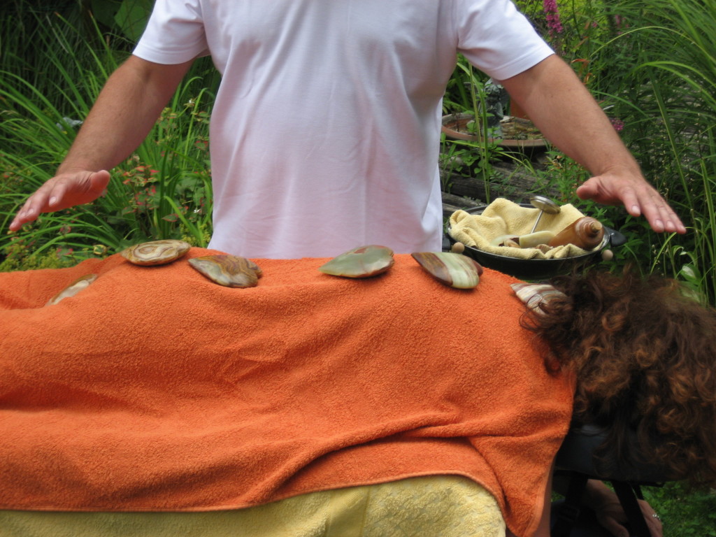 Hot-Stone-Massage 012.jpg